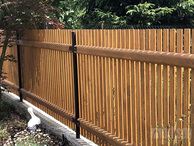 Dřevěný plot - foto Artisan
